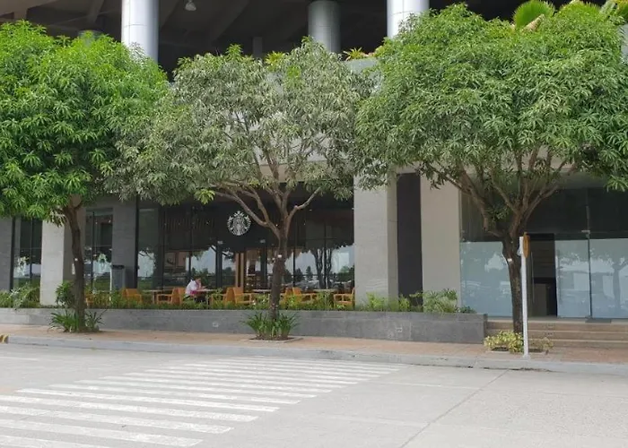 Mactan Newtown With Pool Access * Lapu-Lapu City