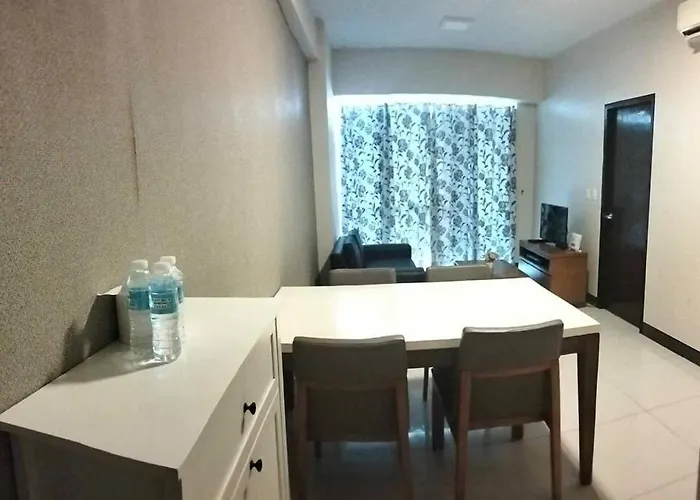 Mactan Newtown With Pool Access