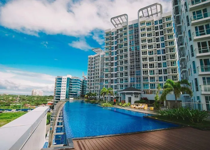 Mactan Newtown With Pool Access * Lapu-Lapu City