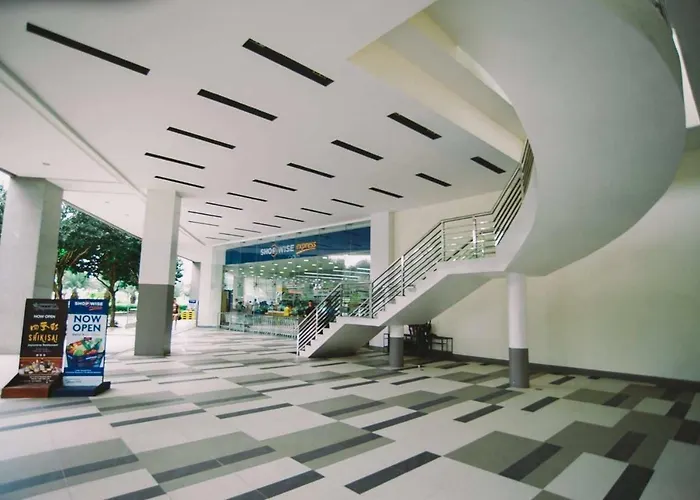Mactan Newtown With Pool Access Apartment Lapu-Lapu City